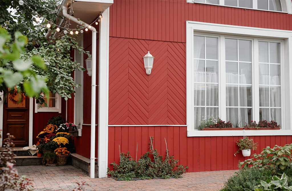Boost Curb Appeal Before the Holidays